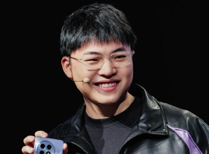 九游平台-包含Uzi重返赛场，反败为胜首场状态出色，FPX观众沸腾！上演精彩一战的词条